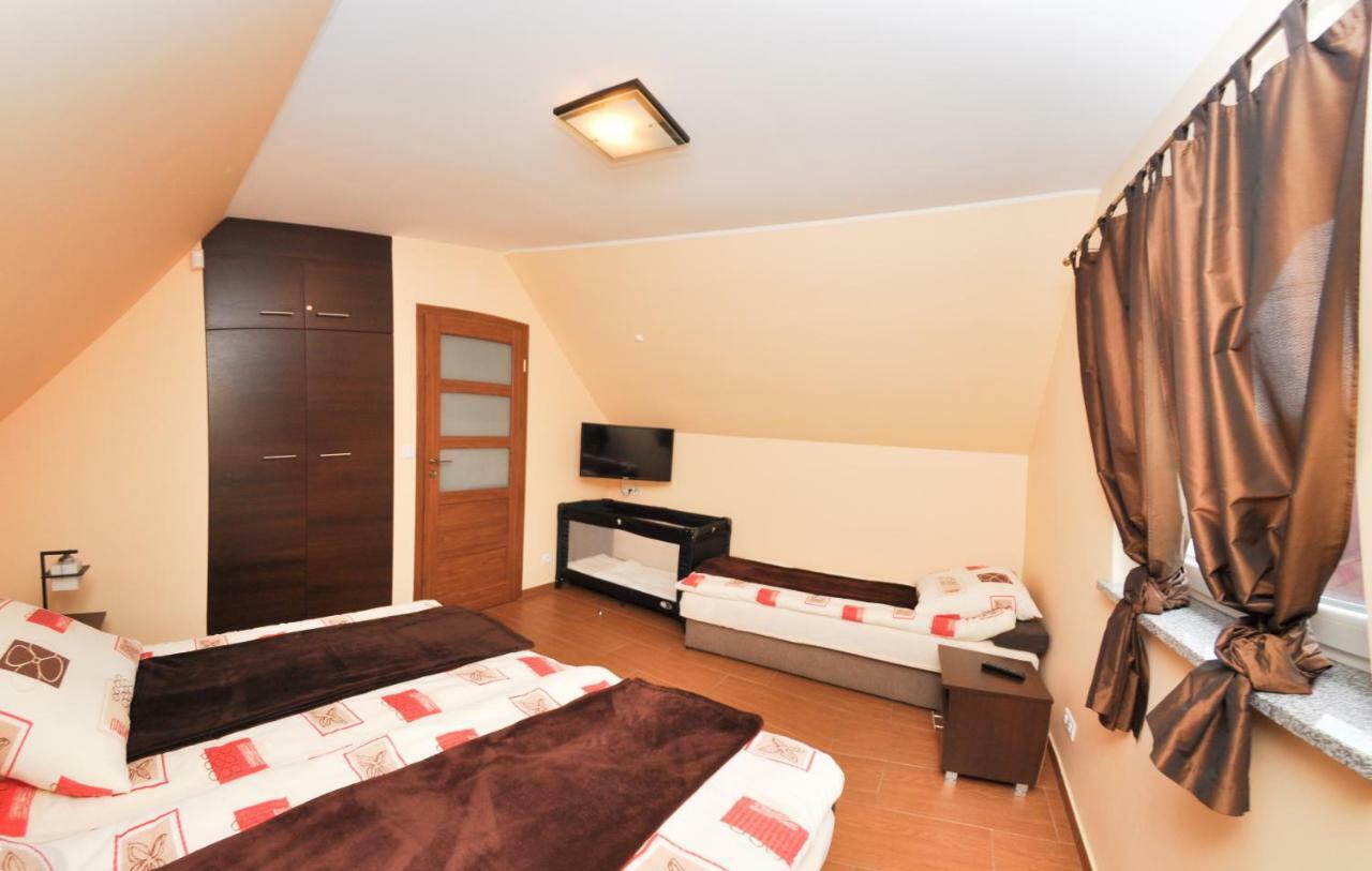 Ferienhaus Holiday Home Domki Raj Jarosławiec 外观 照片